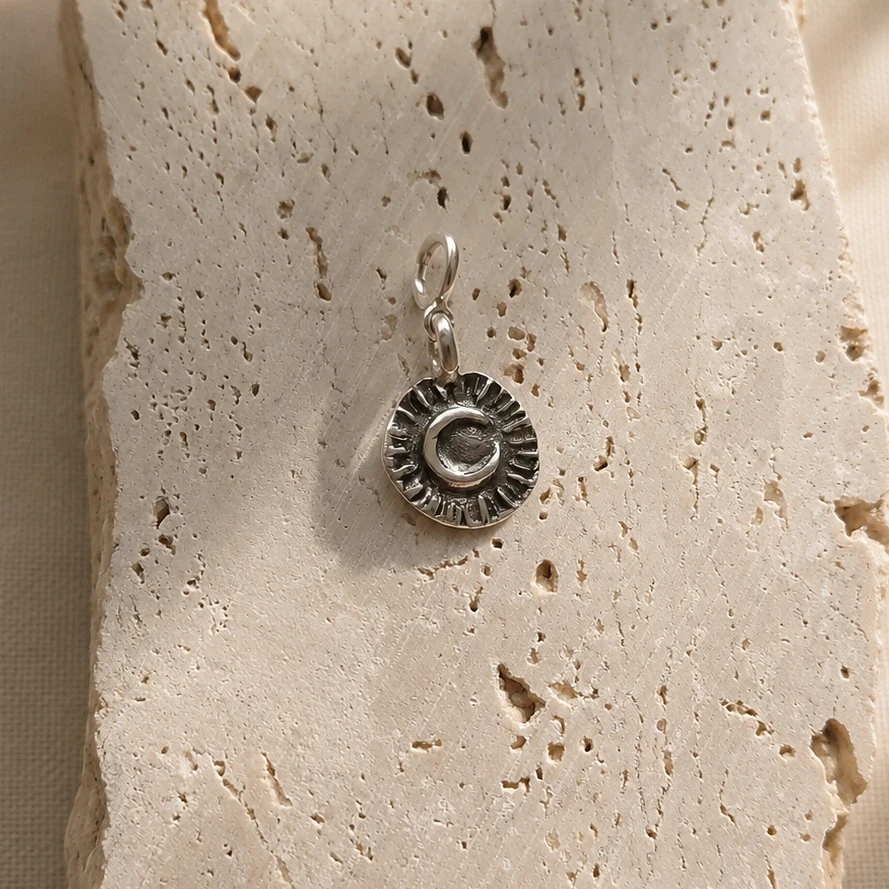 Charm Luna