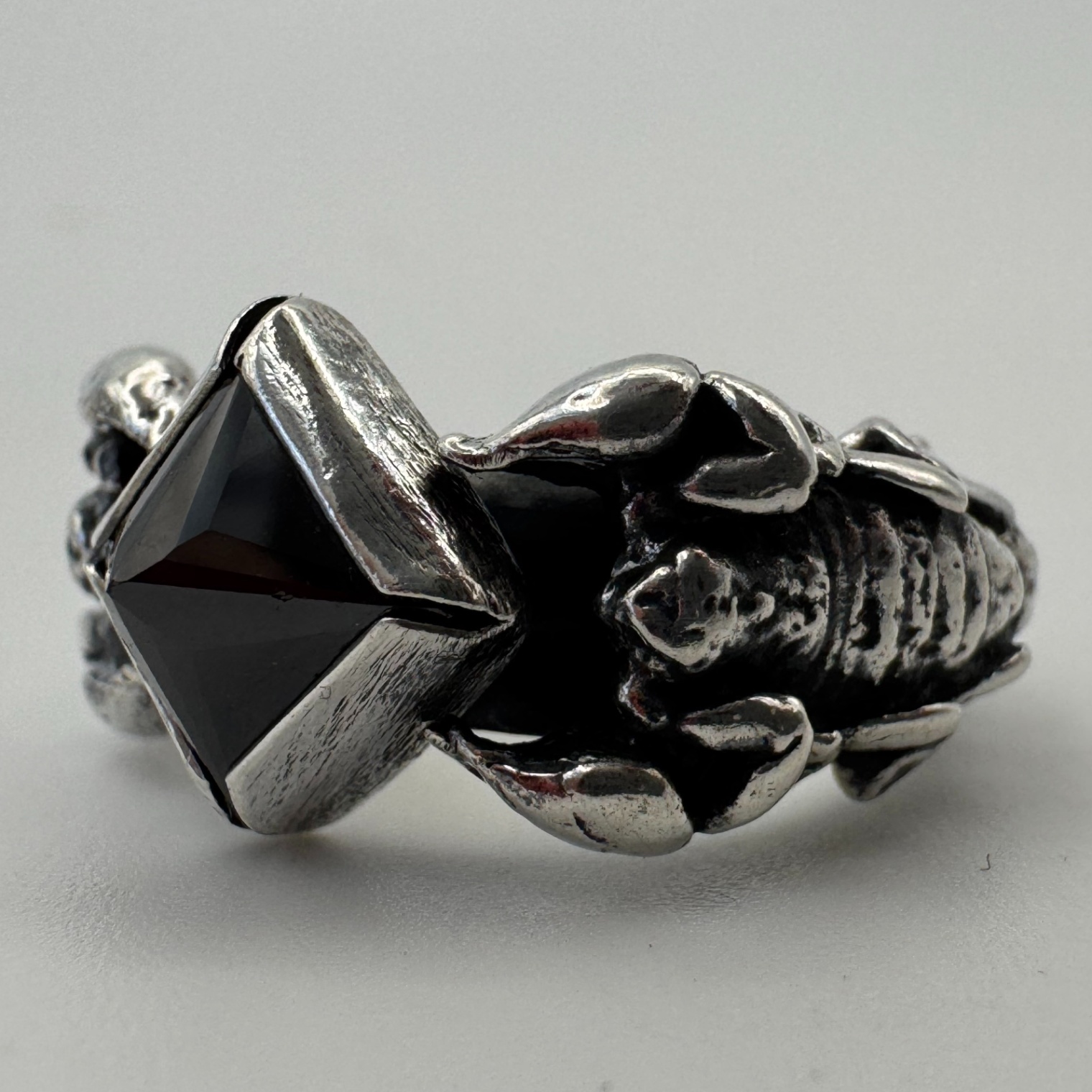 Anillo ESCORPIÓNIX